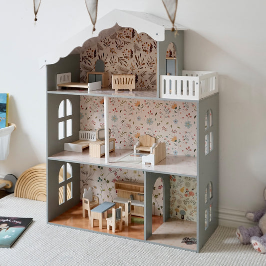 Houten Scandinavisch Poppenhuis – Drie Verdiepingen Vol Fantasie 🏡✨